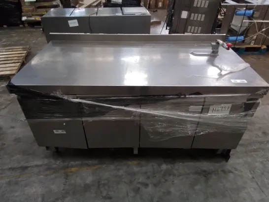 COMMERCIAL STAINLESS REFRIGERATED FOOD PREP COUNTER 