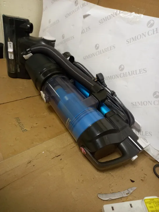 HOOVER H-UPRIGHT 300 VACUUM CLEANER