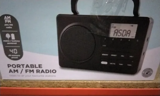 PORTABLE AM/FM RADIO 