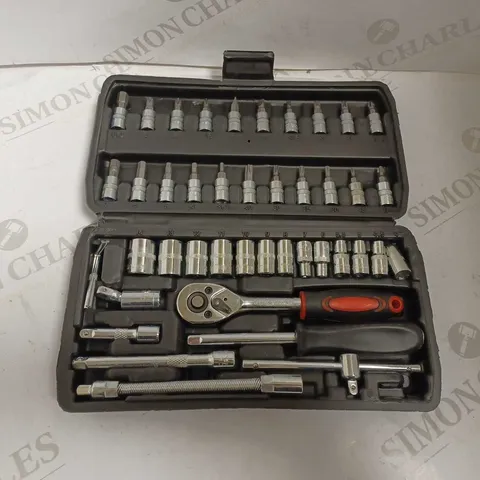 46 PCS SOCKET WRENCH SET