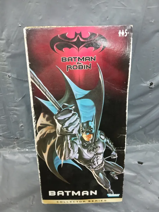 BOXED KENNER BATMAN & ROBIN COLLECTOR SERIES BATMAN FIGURE