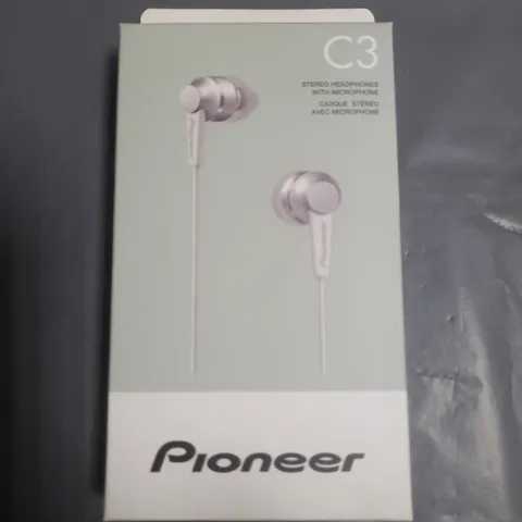 BRAND NEW PIONEER STEREO HEADPHONES - SE-C3T