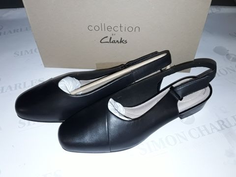 BOXED PAIR OF  CLARK'S JULIET PULL SHOES IN BLACK LEATHER - UK 7