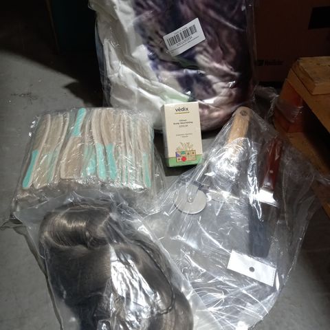 PALLET OF ASSORTED PRODUCTS TO INCLUDE; PIZZA CUTTING KIT, APPROX 20" GREY PLAITED WIG, SCALP NOURISHING SERUM, ETC