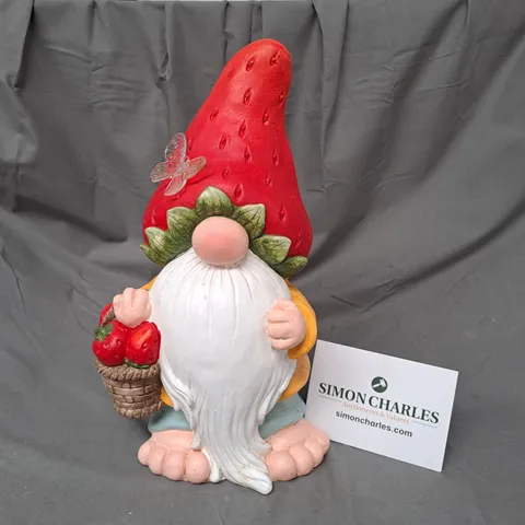 GARDEN REFLECTIONS LED FRUIT GNOME - STRAWBERRY