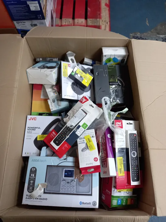 BOX OF APPROXIMATELY 20 ASSORTED ELECTRICAL ITEMS TO INCLUDE HEADPHONES, EARPHONES, REMOTES ETC - COLLECTION ONLY 