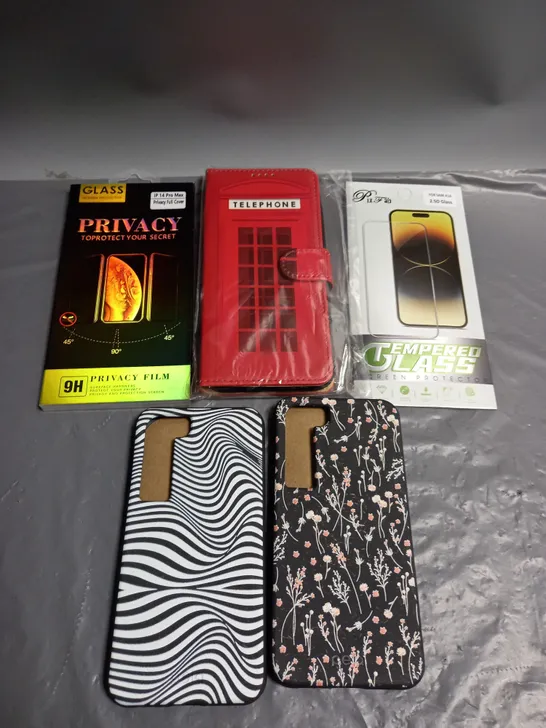 LOT OF APPROXIMATELY 25 MOBILE PHONE ACCESSORIES TO INCLUDE CASE AND SCREEN PROTECTORS