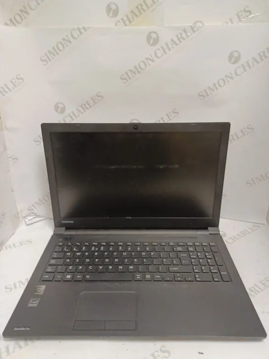 TOSHIBA SATELLITE PRO R50-B LAPTOP