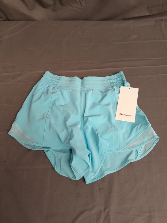 LULULEMON HOTTY HOT LINED 4" SHORT IN LIGHT BLUE SIZE 6