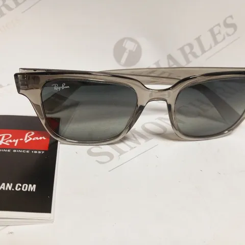 RAY-BAN SUNGLASSES