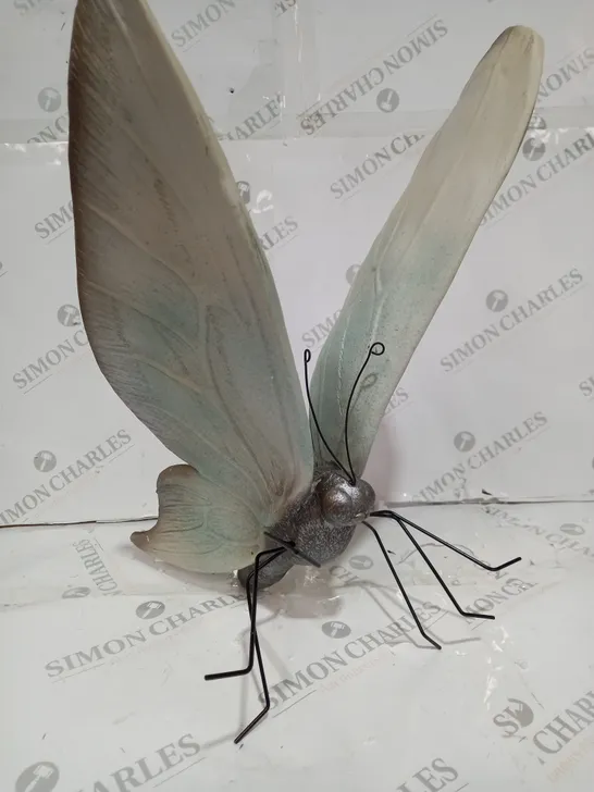 HOME2GARDEN LARGE GARDEN BUTTERFLY DECOR SOFT METALLIC 