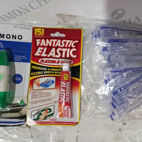 LOT OF APPROXIMATELY 10 ASSORTED HOUSEHOLD ITEMS TO INCLUDE DISPOSABLE SYRINGES, FANTASTIC ELASTIC FLEXIBLE GLUE, MONO LIQUID GLUE, ETC