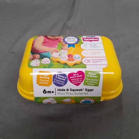 TOMY TOOMIES - HIDE AND SQUEAK EGGS - 6 MONTHS+