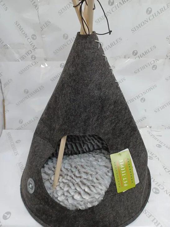 DANISH DESIGN PET TEEPEE GREY SCF09A