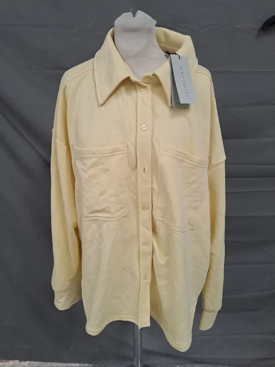 MINT VELVET YELLOW BUTTON FRONT SHIRT  - XLRG