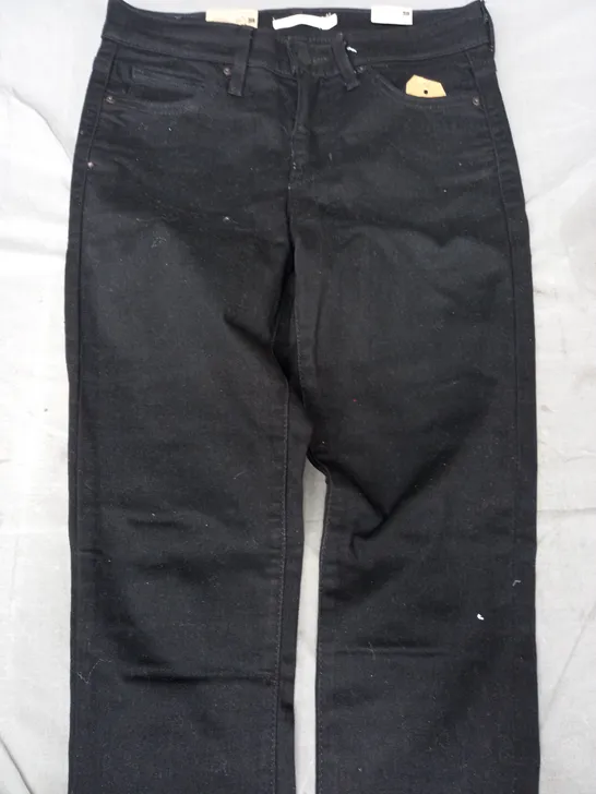 LEVI'S 310 SHAPING SUPER SKINNY JEANS IN BLACK SIZE 28/30