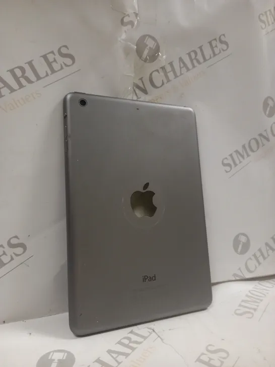 APPLE IPAD MINI 2 A1489 SILVER