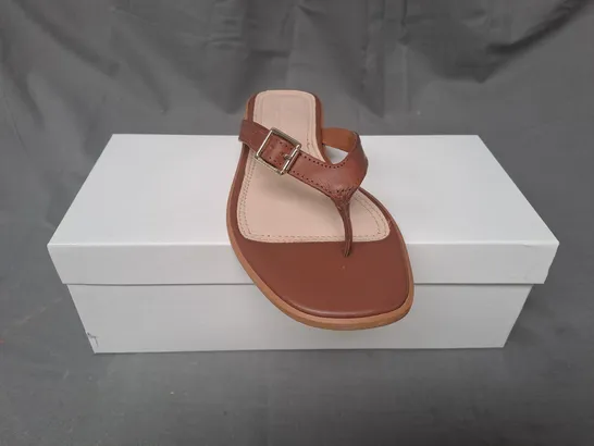 BOXED PAIR OF RUSSELL & BROMLEY FLAT TOE-POST SANDALS IN BROWN EU SIZE 38