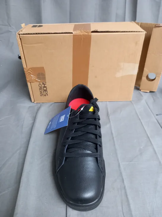 BOXED PAIR OF SHOES FOR CREW BLACK LOW TRAINERS SIZE UK 8