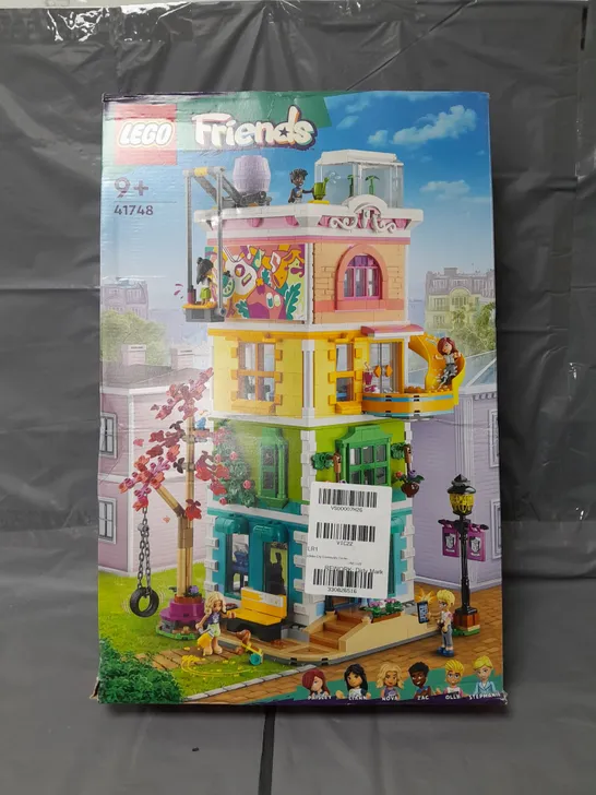 LEGO FRIENDS HEARTLAKE CITY COMMUNITY CENTRE 41748 RRP £129.99