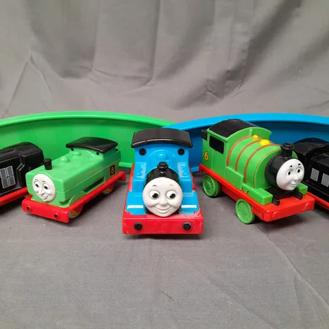 BOX OF ASSORTED THOMAS THE TANK ENGINE TRAINS AND TRACK PIECES