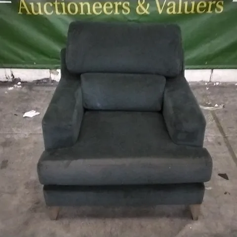 THE LOUNGE COMPANY DARK GREEN PLUSH VELVET ARMCHAIR 