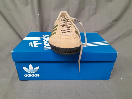 BOXED PAIR OF ADIDAS LOTHERTON SPZL SHOES IN BEIGE/GREEN UK SIZE 11