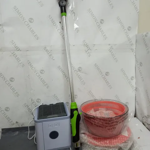 APPROXIMATELY 10 ASSORTED ITEMS TO INCLUDE COOLER FAN, WATERING WAND, COOKWARE SET, ETC - COLLECTION ONLY