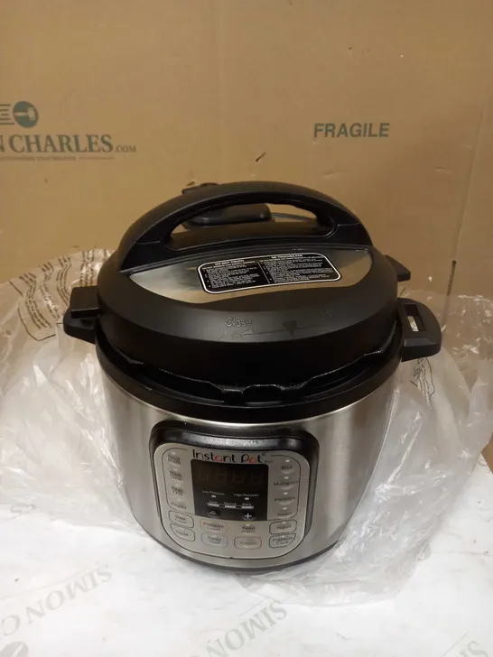 INSTANT POT DUO SMART PRESSURE COOKER