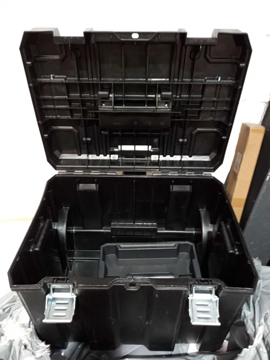 TSTAK™ 2.0 MOBILE STORAGE BOX