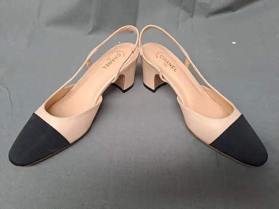 PAIR OF CHANEL CLOSED TOE BLOCK HEEL SHOES IN BEIGE EU SIZE 36