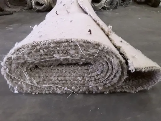 ROLL OF QUALITY CARPET 