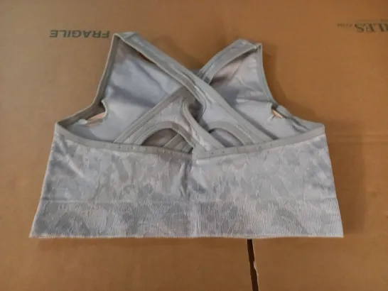 GYMSHARK GREY TRAINING BRA - M