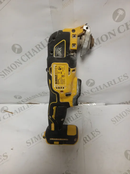 DEWALT 18 BRUSHLESS MULTI CUTTER 