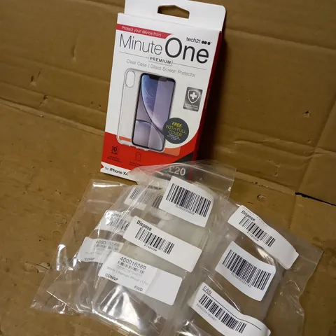 LOT OF 5 CLEAR CASES INCLUDING 1 FOR IPHONE XR, 2 FOR IPHONE 11 PRO