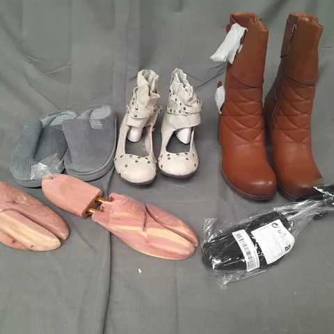 BOX OF APPROXIMATELY 10 ASSORTED PAIRS OF SHOES AND FOOTWEAR ITEMS IN VARIOUS STYLES AND SIZES TO INCLUDE DOLCIS, SPORT, ETC