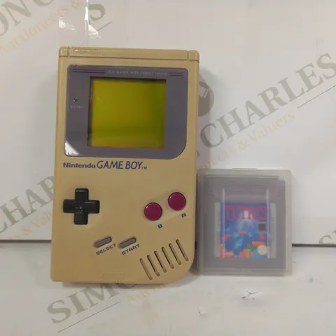 NINTENDO GAAME BOY HANDHELD GAMES CONSOLE W. TETRIS GAME