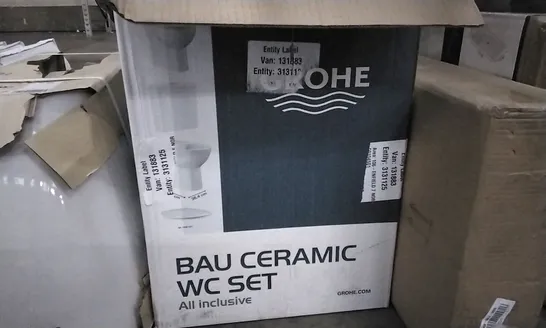 BOXED GROHE BAU CERAMIC WC SET