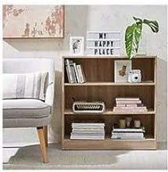 BOXED EVERYDAY NEW METRO SMALL WIDE BOOKCASE - OAK EFFECT RRP £45