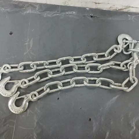 LOT OF 3 CHAINS AND HOOKS 20" / COLLECTION ONLY 