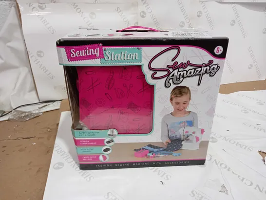 SEW AMAZING SEWING STATION RRP £39.99