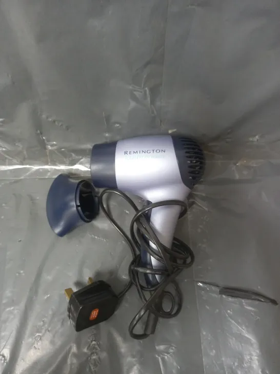 REMINGTON TOTAL PERFORMANCE TRAVEL HAIRDRYER