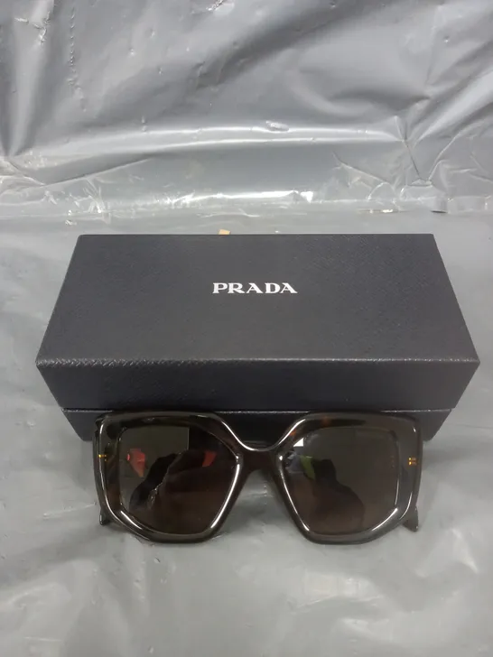 BOXED PRADA IRREGULAR SUNGLASSES 