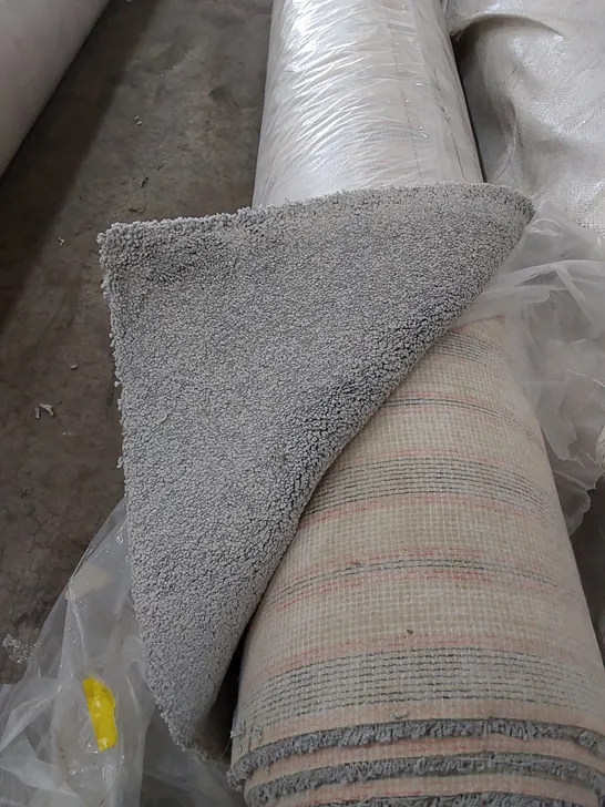 ROLL OF QUALITY VIVENDI SOUL SILVER CARPET // SIZE: APPROXIMATELY 4 X 5m