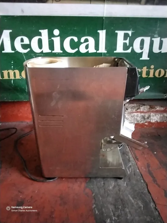 EUREKA MYTHOS EURGND MANUAL COFFEE GRINDER