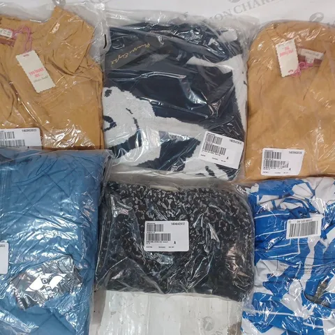 BOX OF APPROXIMATELY 25 ASSORTED CLOTHING ITEMS IN VARIOUS STYLES AND SIZES TO INCLUDE SKECHERS, WHITE STUFF, PHASE EIGHT, ETC