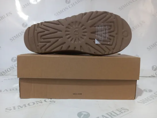 BOXED PAIR OF UGG CLASSIC ULTRA MINI SHOES IN TAUPE UK SIZE 5