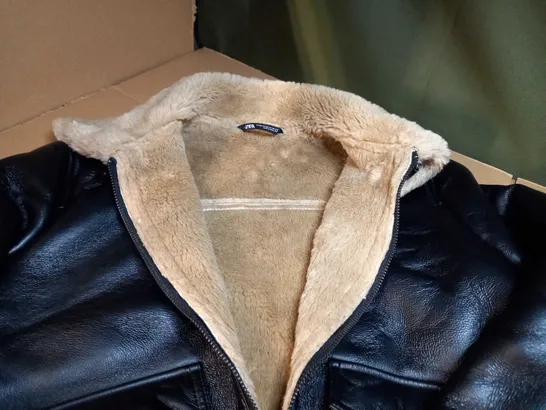 ZARA FAUX LEATHER/OATMEAL BORG LINED JACKET - XL