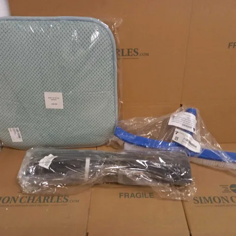 BOX OF APPROX 10 ITEMS TO INCLUDE SWIMMING POOL BRUSHES, GREEN CHAIR SEAT CUSHION AND DURABLE DOOR MAT