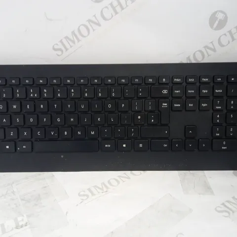 MICROSOFT WIRELESS 900 KEYBOARD 